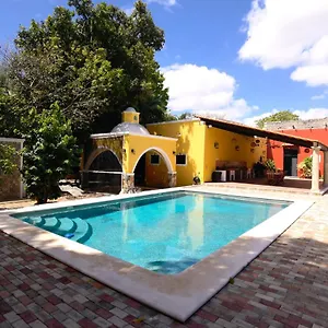 https://casa-de-los-abuelos-joya-colonial.hotelsmerida.org